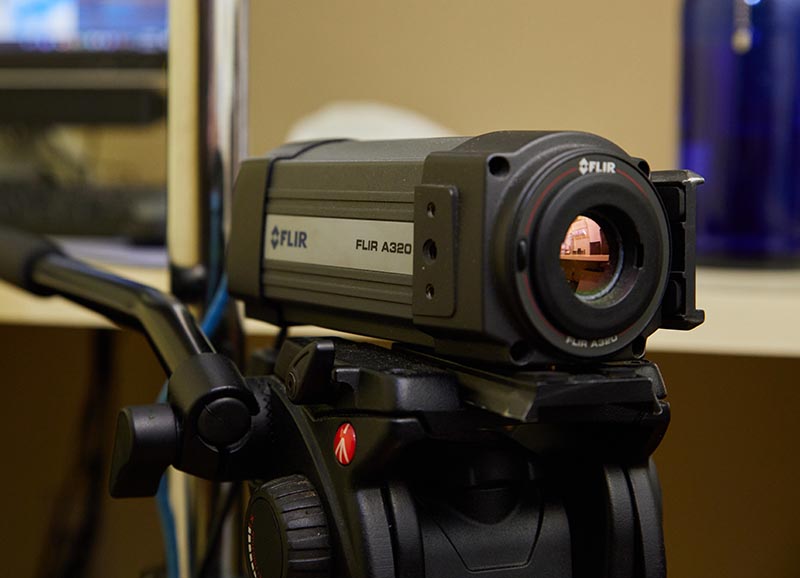 getting a thermogram, thermal imaging camera